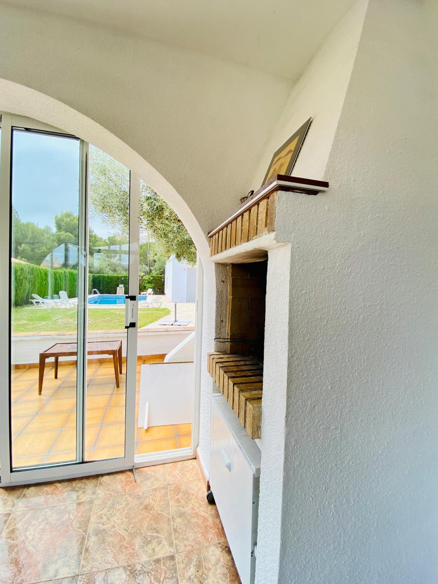 Villa Caramonte, En Costa Dorada Les Tres Cales Экстерьер фото
