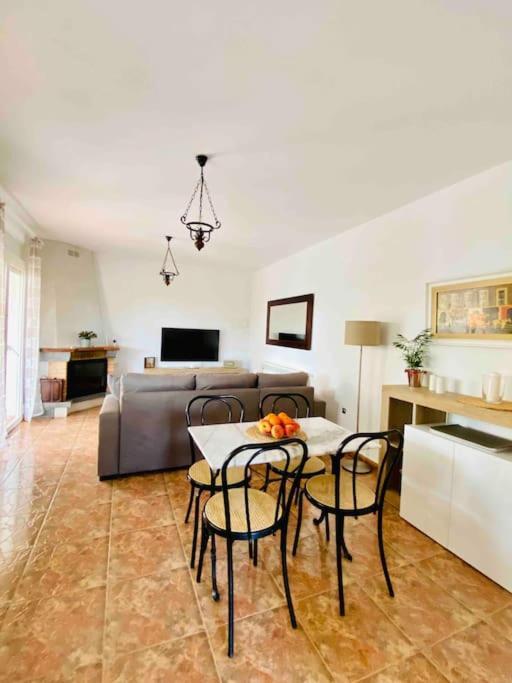 Villa Caramonte, En Costa Dorada Les Tres Cales Экстерьер фото