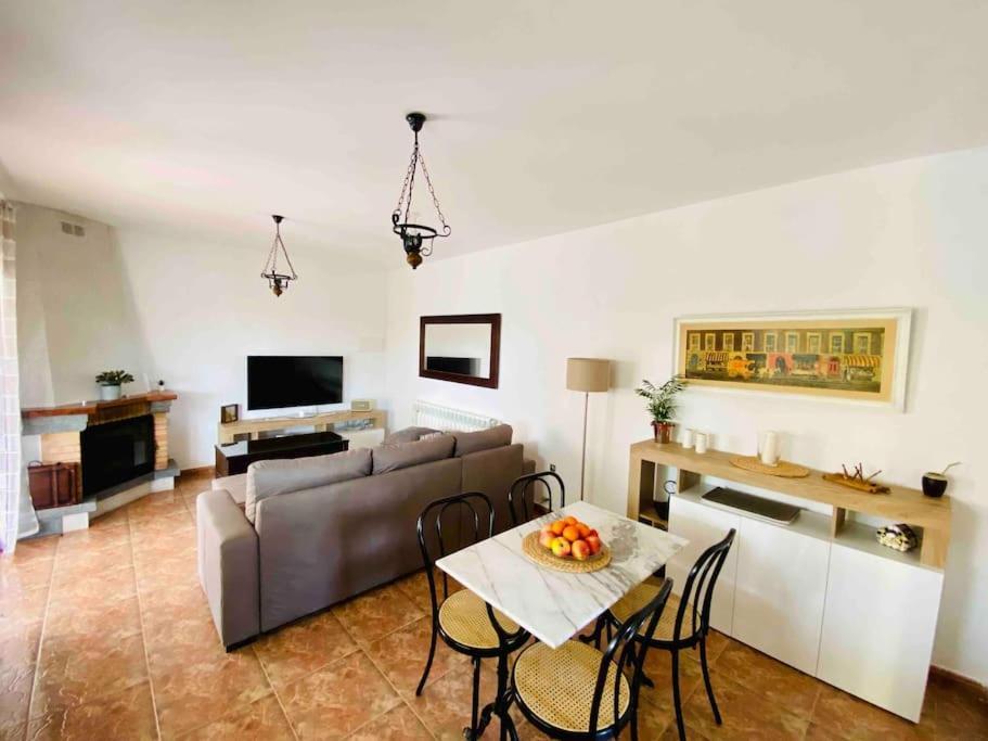Villa Caramonte, En Costa Dorada Les Tres Cales Экстерьер фото