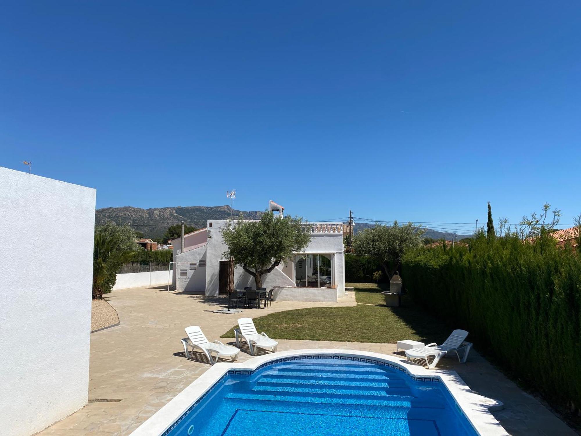 Villa Caramonte, En Costa Dorada Les Tres Cales Экстерьер фото